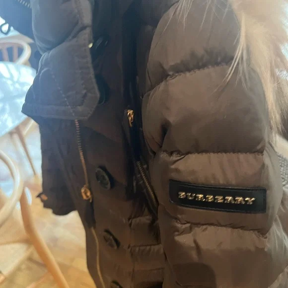 Burberry winter coat - Picture 3 of 9